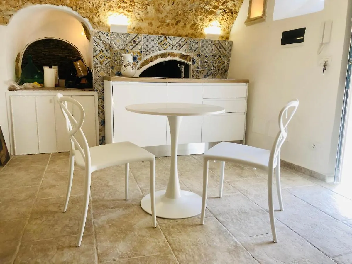 Apartment Dimora Umberto - Dammuso Suite Noto Italy
