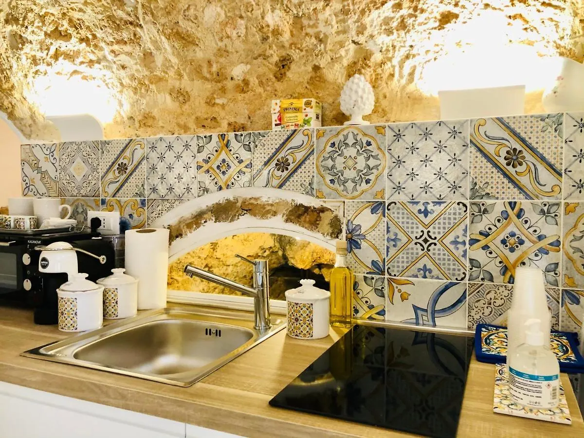 Apartment Dimora Umberto - Dammuso Suite Noto