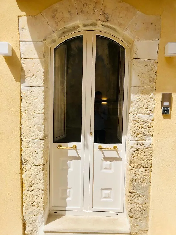 Dimora Umberto - Dammuso Suite Noto 0*,  Italy